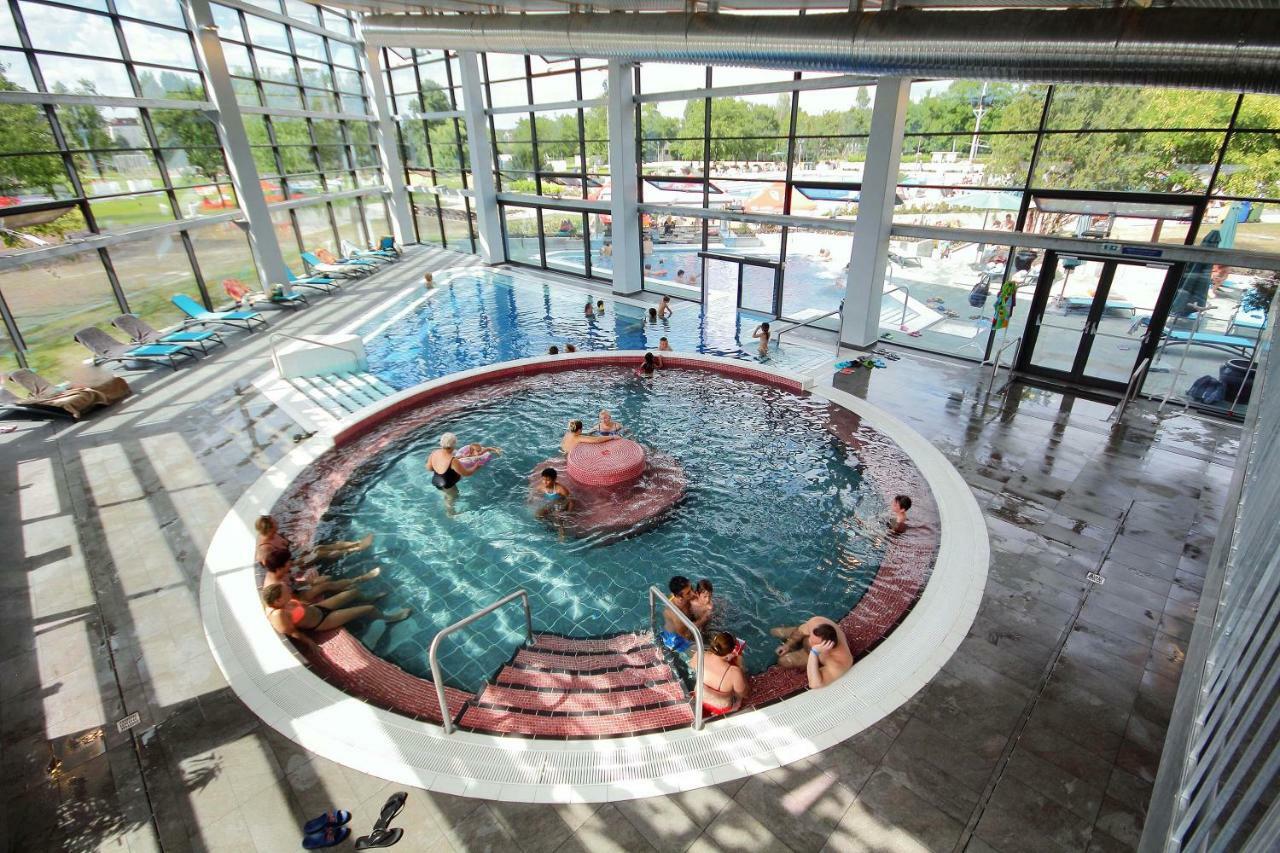 Budapest Hideout In Style With Free Parking - Luxury Apartment Extérieur photo